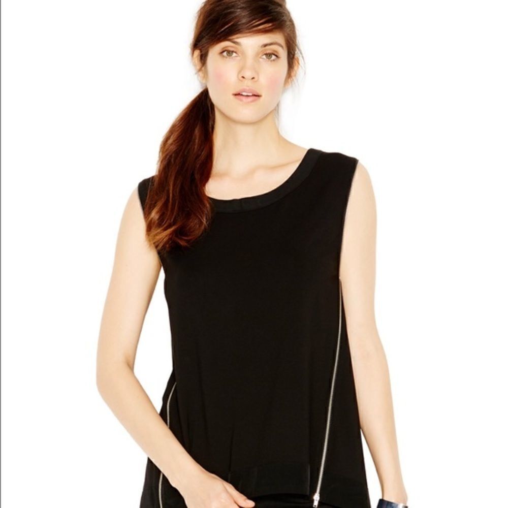 🎉1 hr sale🎉Rachel Roy sleeveless zipper - detail